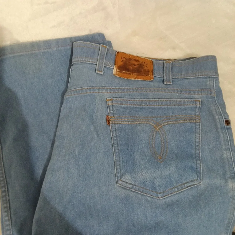 Vintage Levis Brown Tab Light Wash Straight Leg Action Jeans 44x32 (40x29) Blue